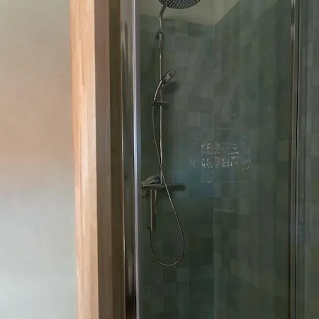 Hoeve Den Ast 5 Separate Bedrooms With Bathrooms *